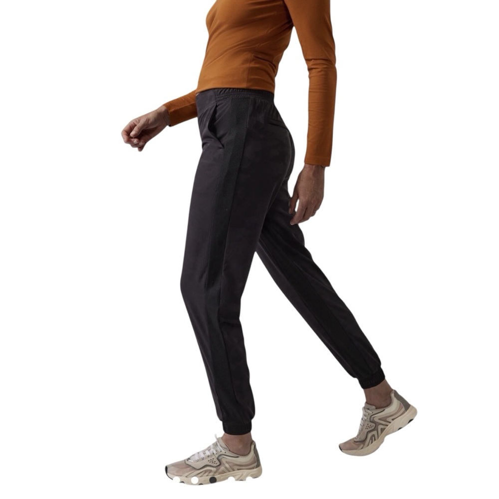 ATHLETA Lined Brooklyn Joggers